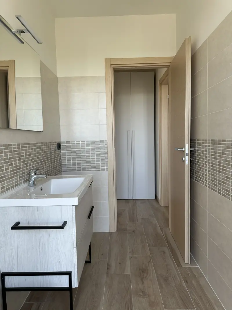 Quadrilocale arredato - 3° piano, CODOGNO — Bagno