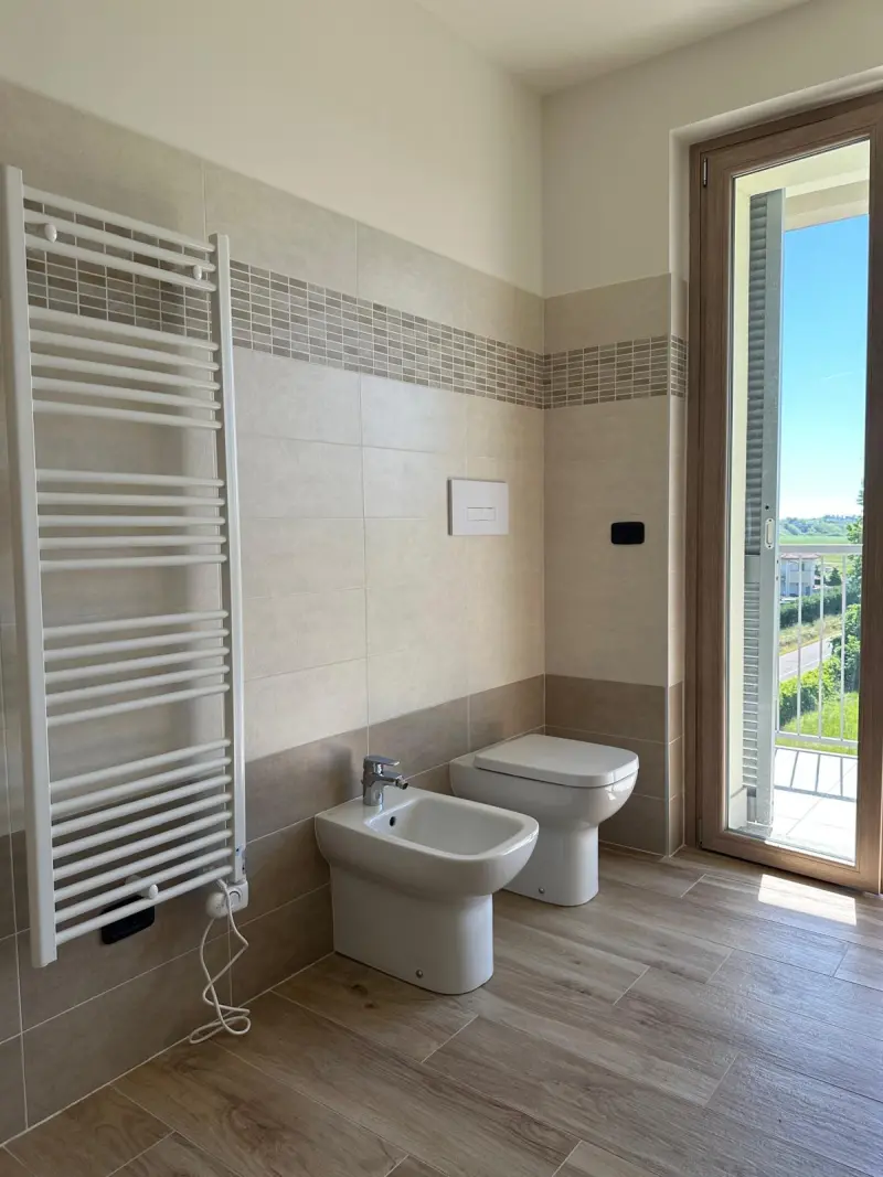 Quadrilocale arredato - 3° piano, CODOGNO — Bagno