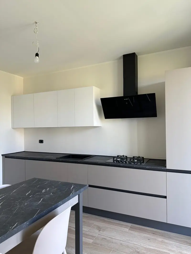 Quadrilocale arredato - 3° piano, CODOGNO — Cucina