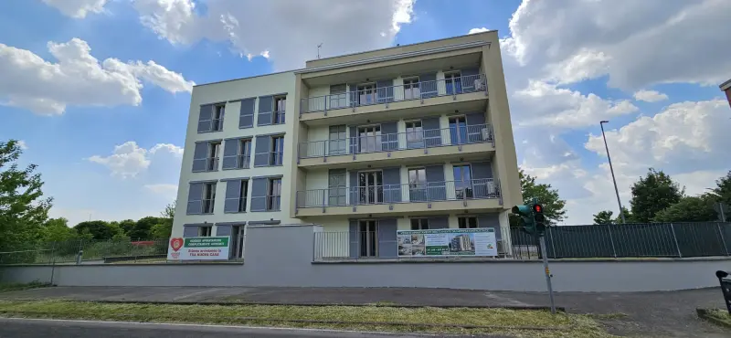 Condominio Grazia, CODOGNO — Esterni