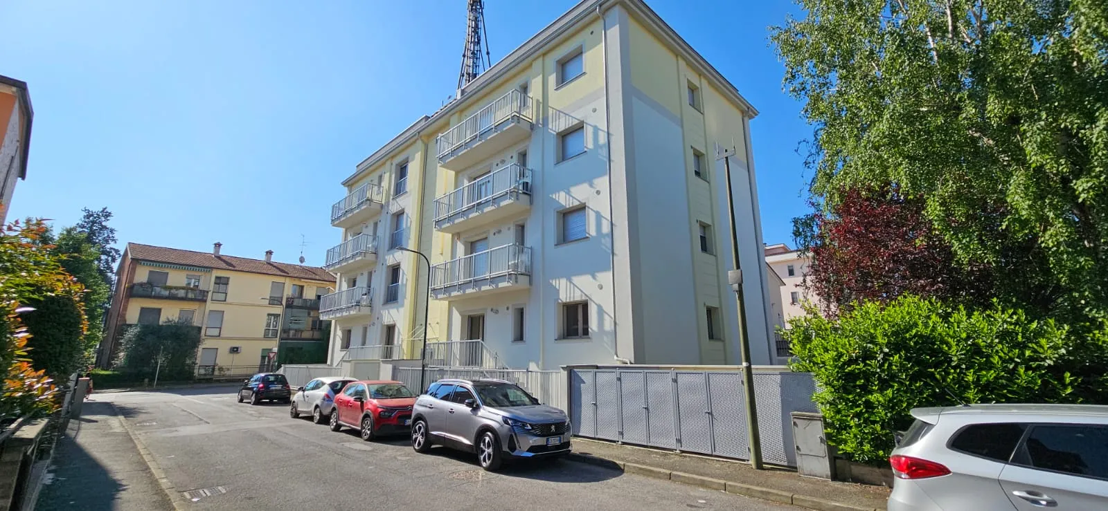 Condominio Giulia, CREMONA — Esterni